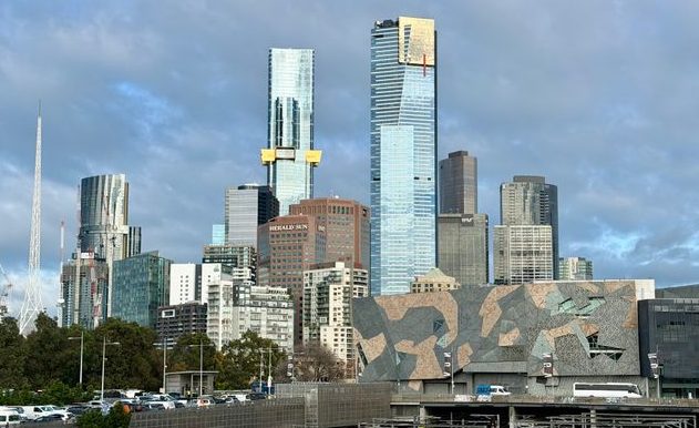 A vibrant view of Melbourne's skyline showcasing modern architecture and iconic skyscrapers.